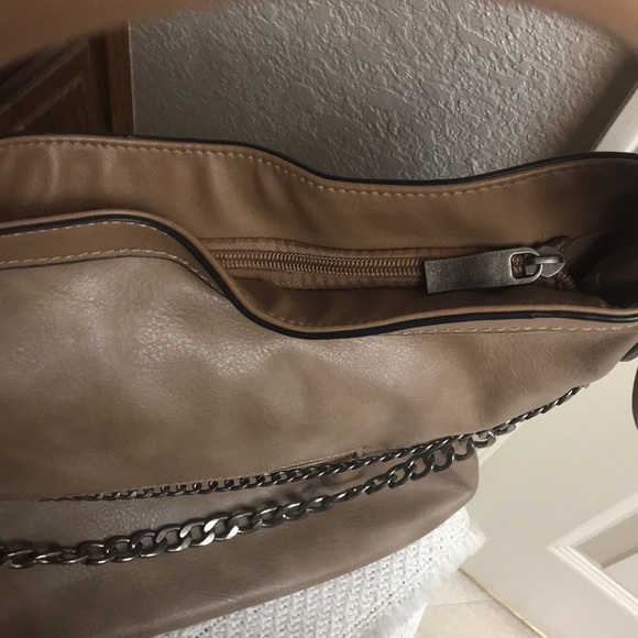 NWOT Taupe Bucket Bag (Vegan) - Picture 7 of 15
